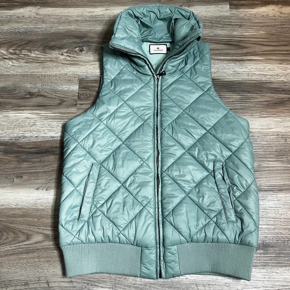 Tuckernuck Jackets & Blazers - Tuckernuck Puffer Quilted Vest size small